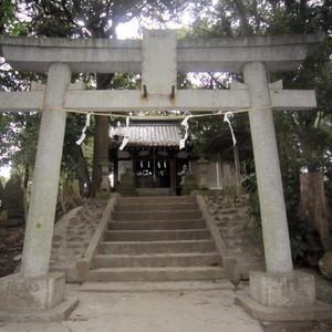 天津神社