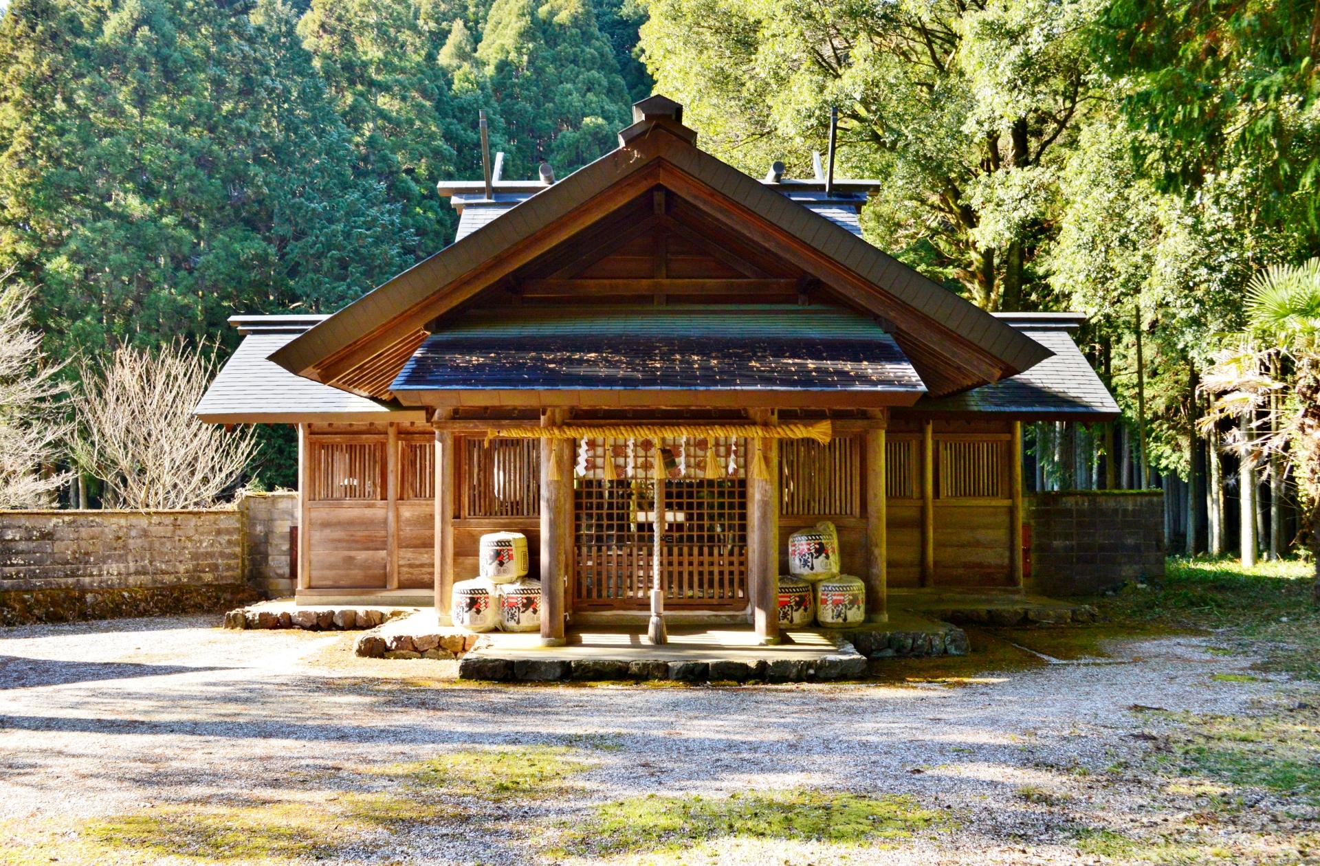 櫛石窓神社