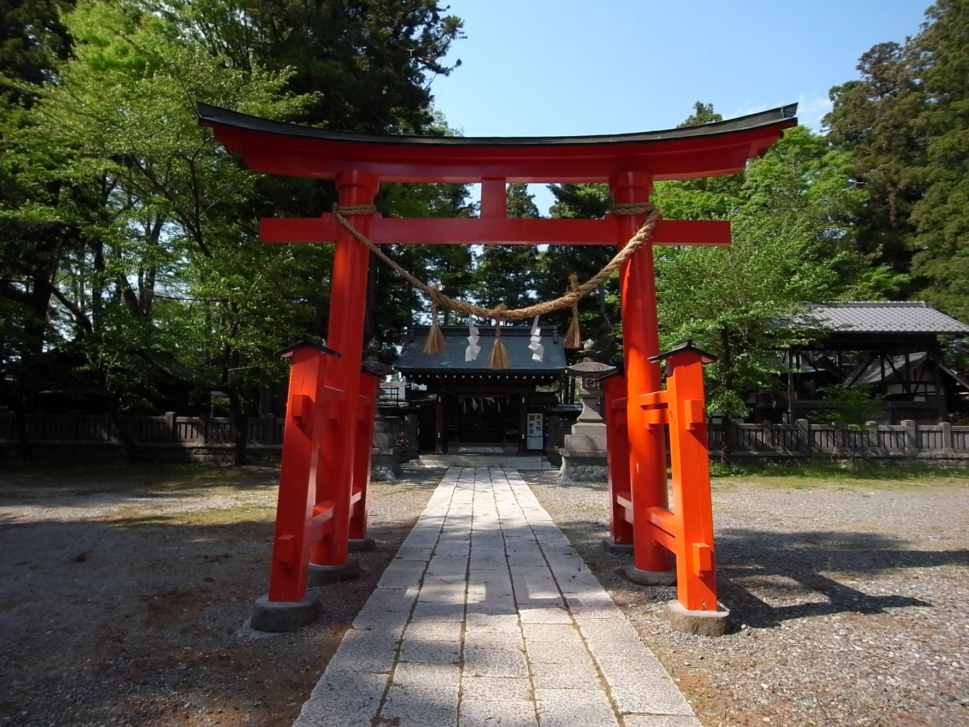 筑摩神社