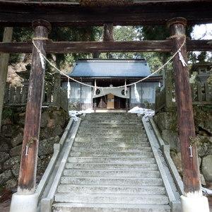 阿多由太神社