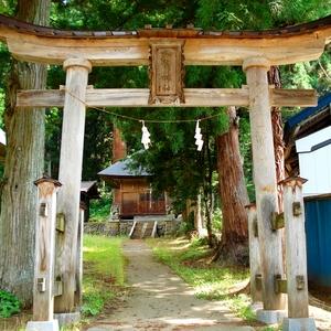 加茂神社（長野市鬼無里）