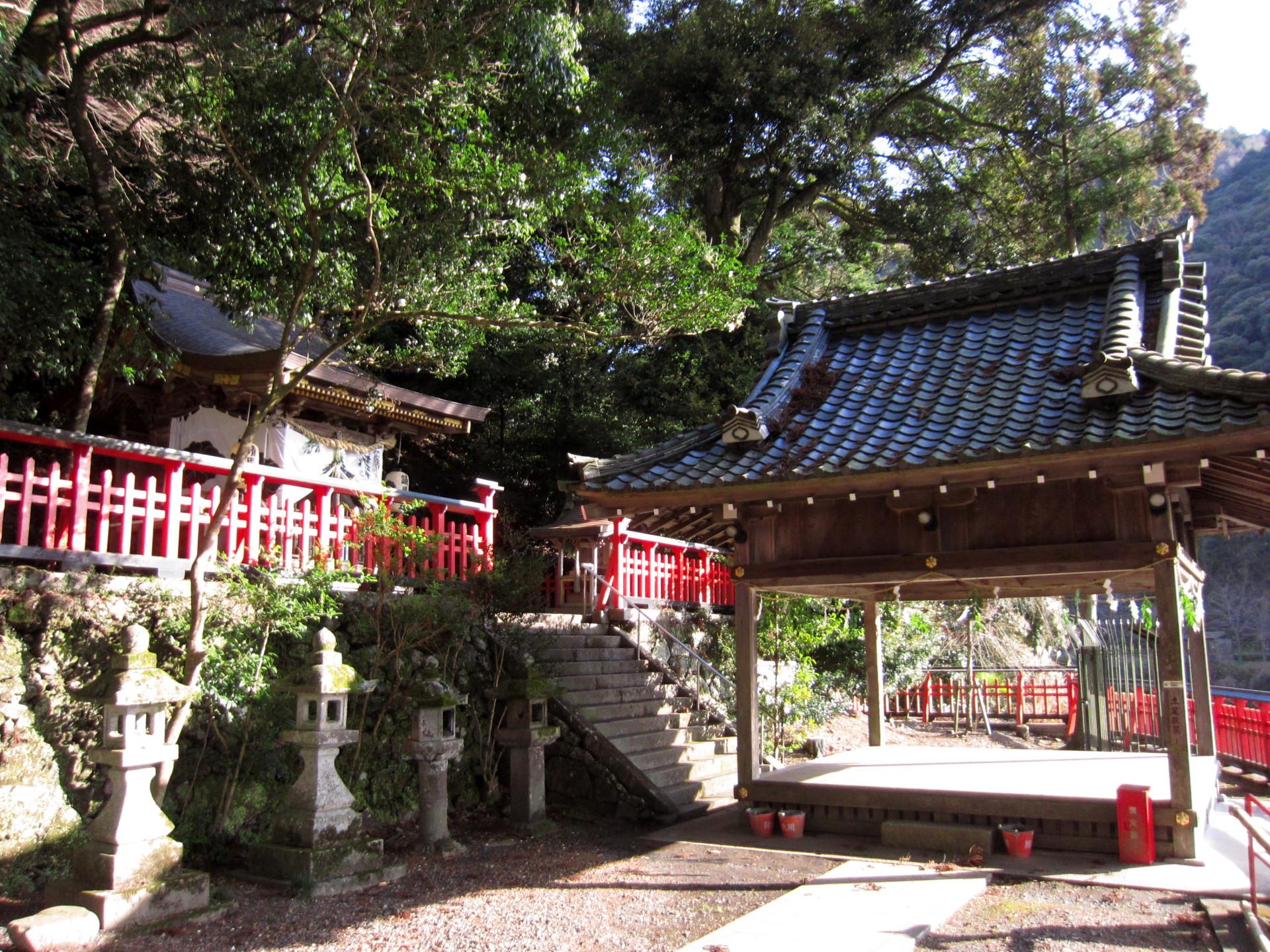 請田神社