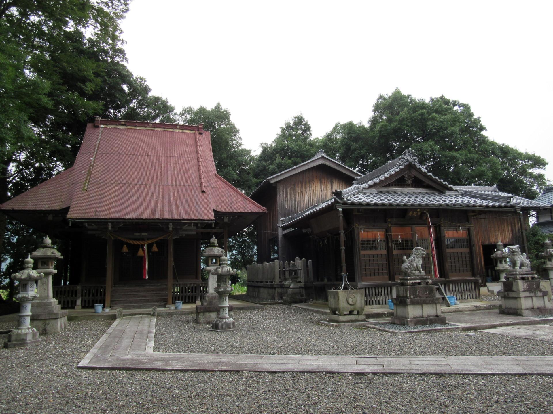 乃伎多神社（長浜市高月町東阿閉）