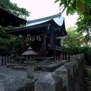 綾戸国中神社