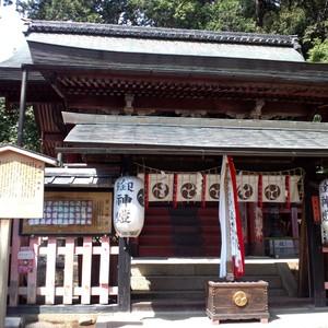 平岡八幡宮