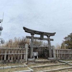 彌彦神社奥宮（御神廟）