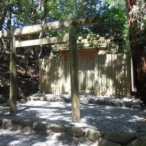 津長神社・新川神社・石井神社