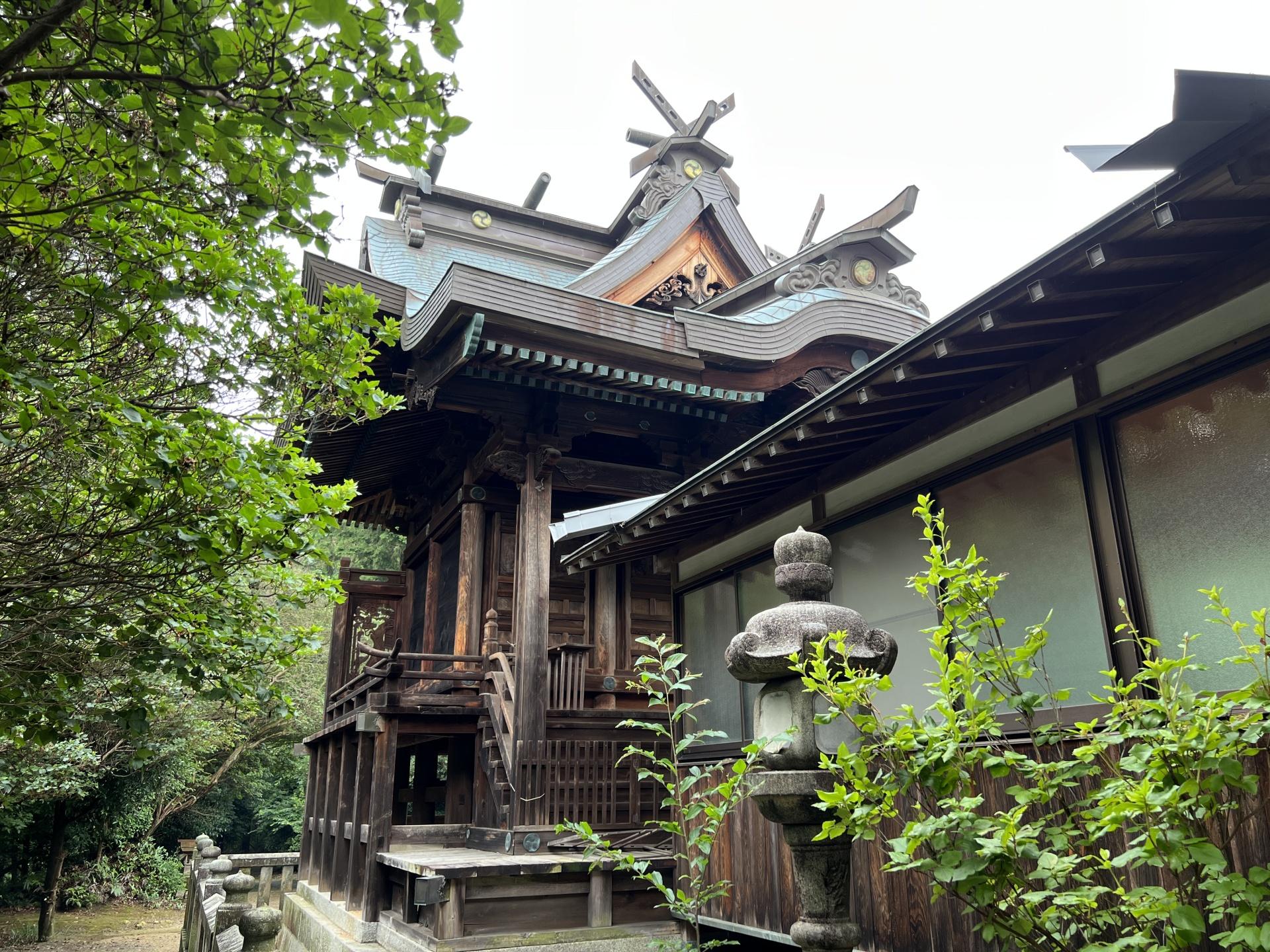 高知八幡神社（愛媛県西条市）