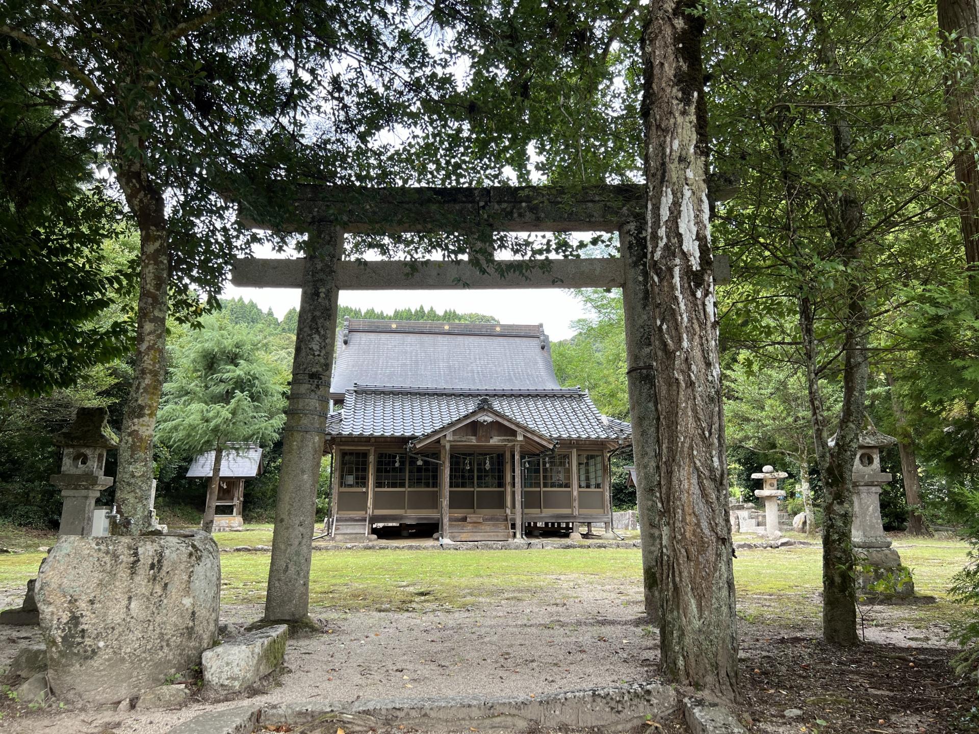 日倉神社